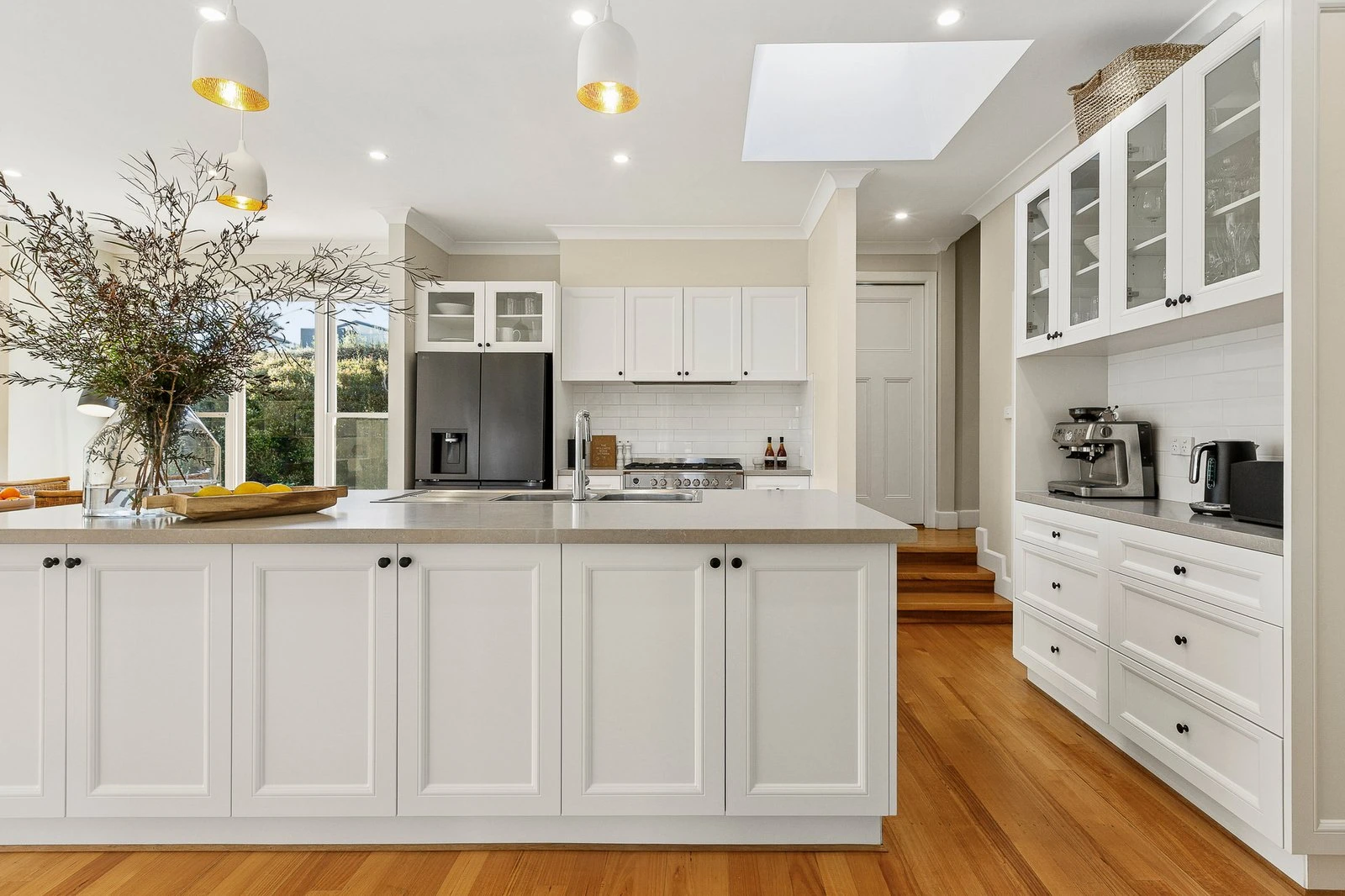 14 Mont Iris Avenue, Glen Iris, 3146