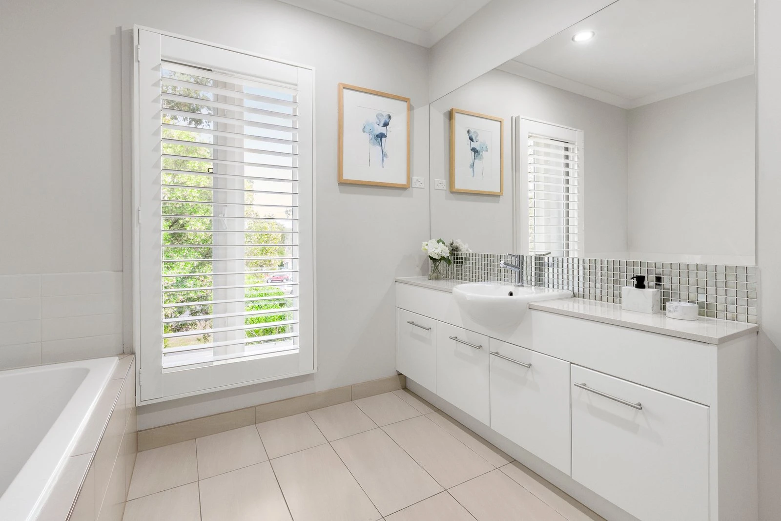14 Samarinda Avenue, Ashburton, 3147