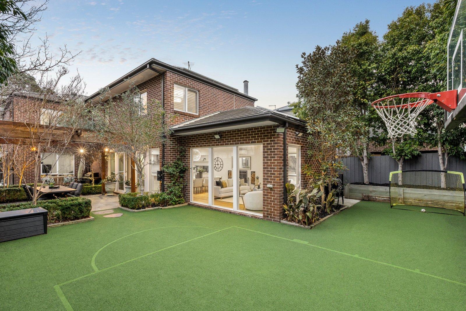 14 Samarinda Avenue, Ashburton, 3147