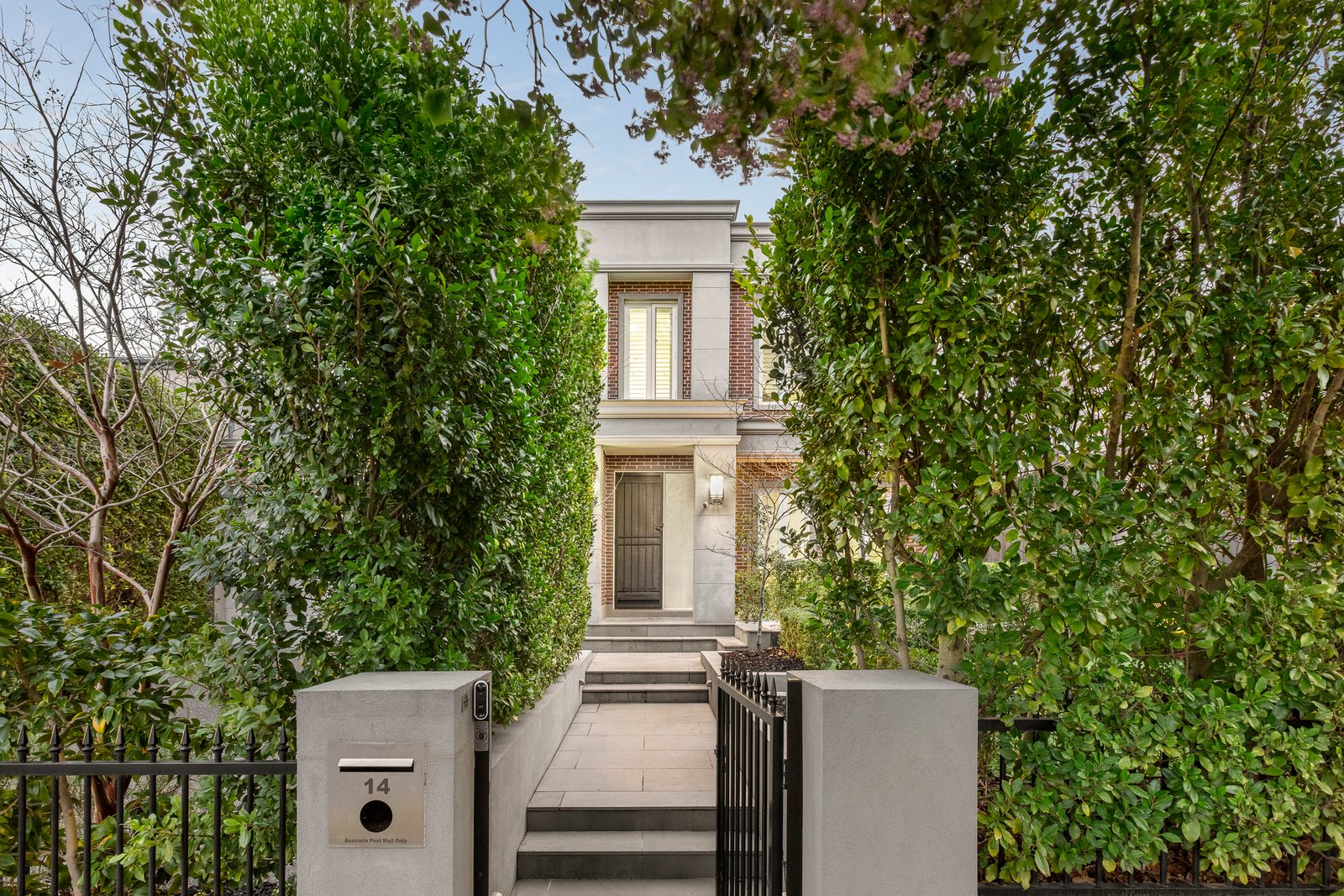 14 Samarinda Avenue, Ashburton, 3147