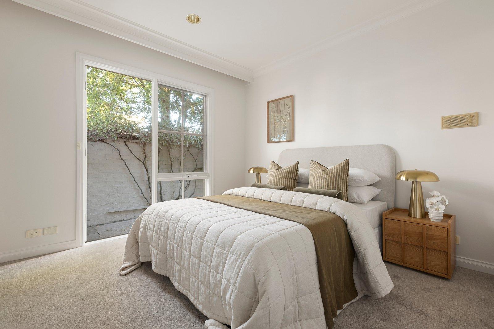 1/4 Tyndall Street, Surrey Hills, 3127