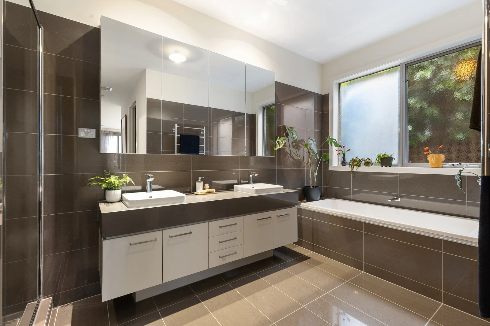 14 Tyne Street, Camberwell, 3124