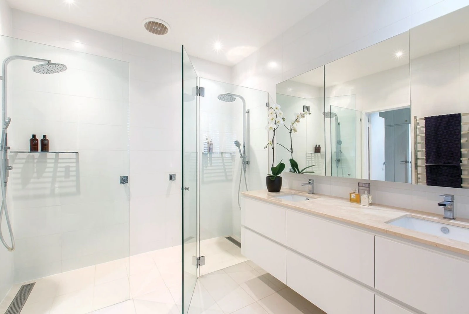 14 Waterloo Street, Camberwell, 3124
