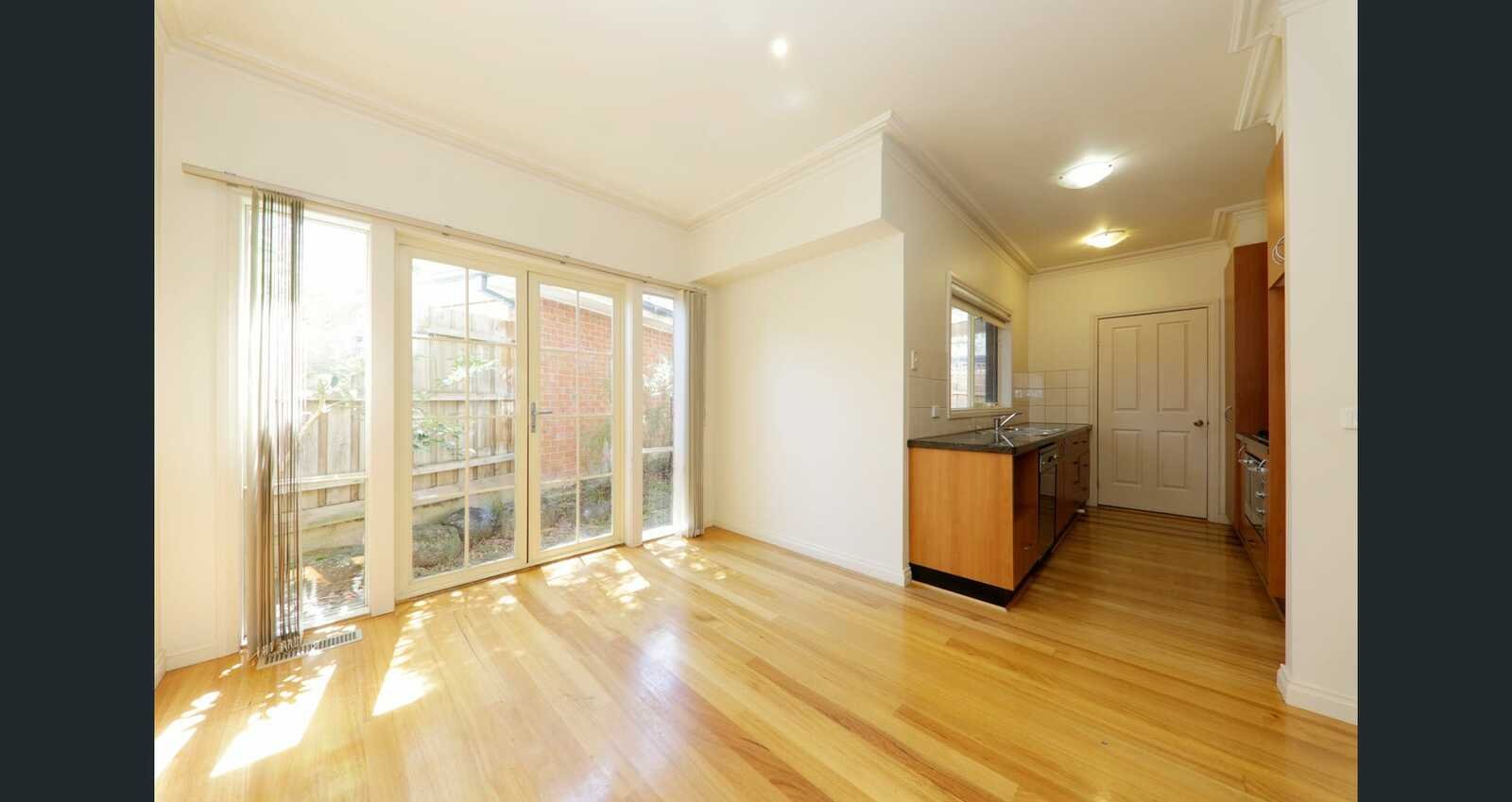 1/43 St Clems Road, Doncaster East, 3109