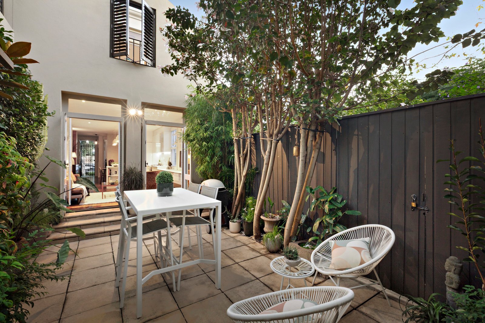 14B Kerferd Place, Albert Park, 3206