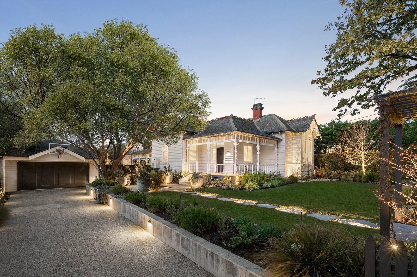 15 Albany Crescent, Surrey Hills, 3127