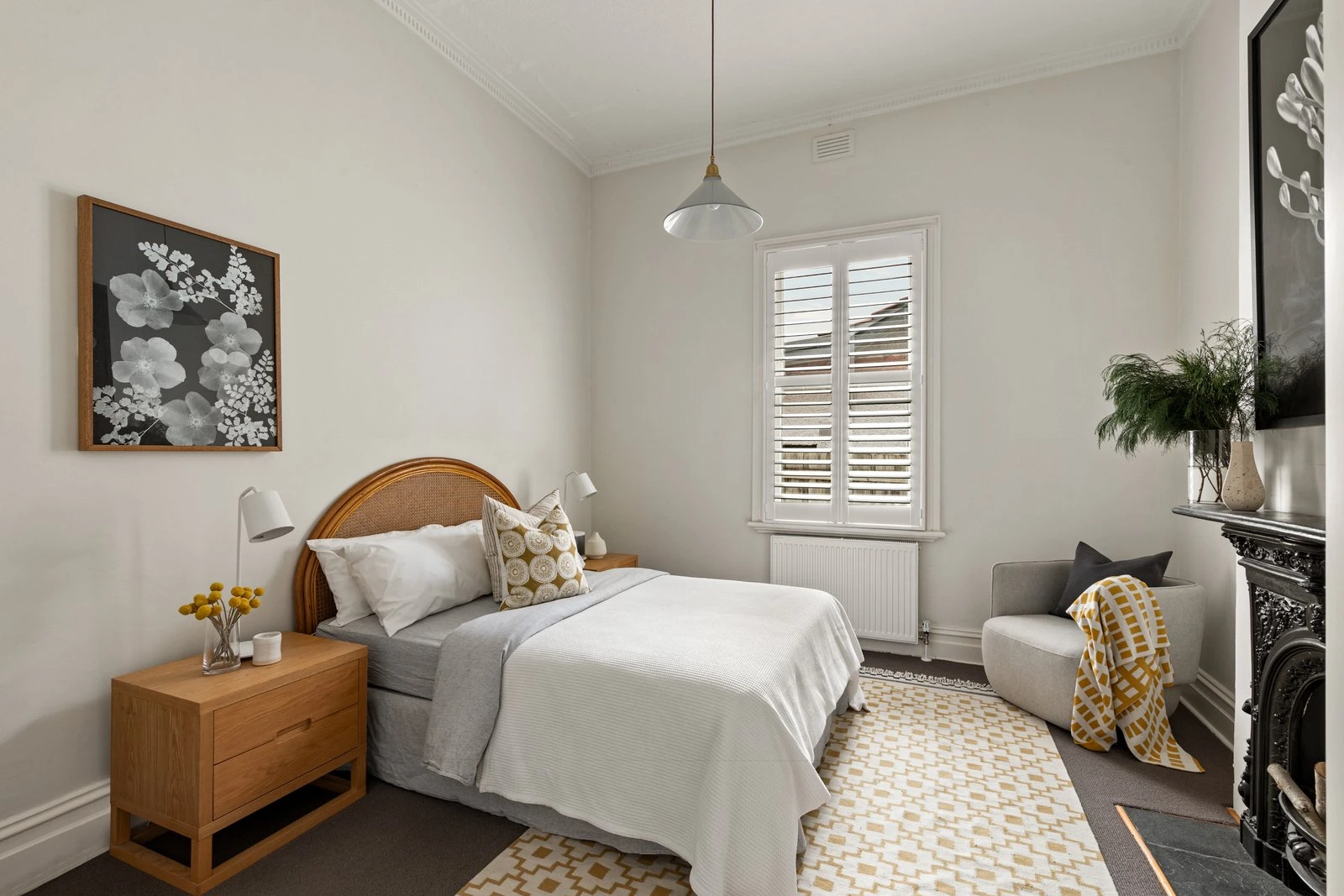 15 Ash Grove, Malvern East, 3145