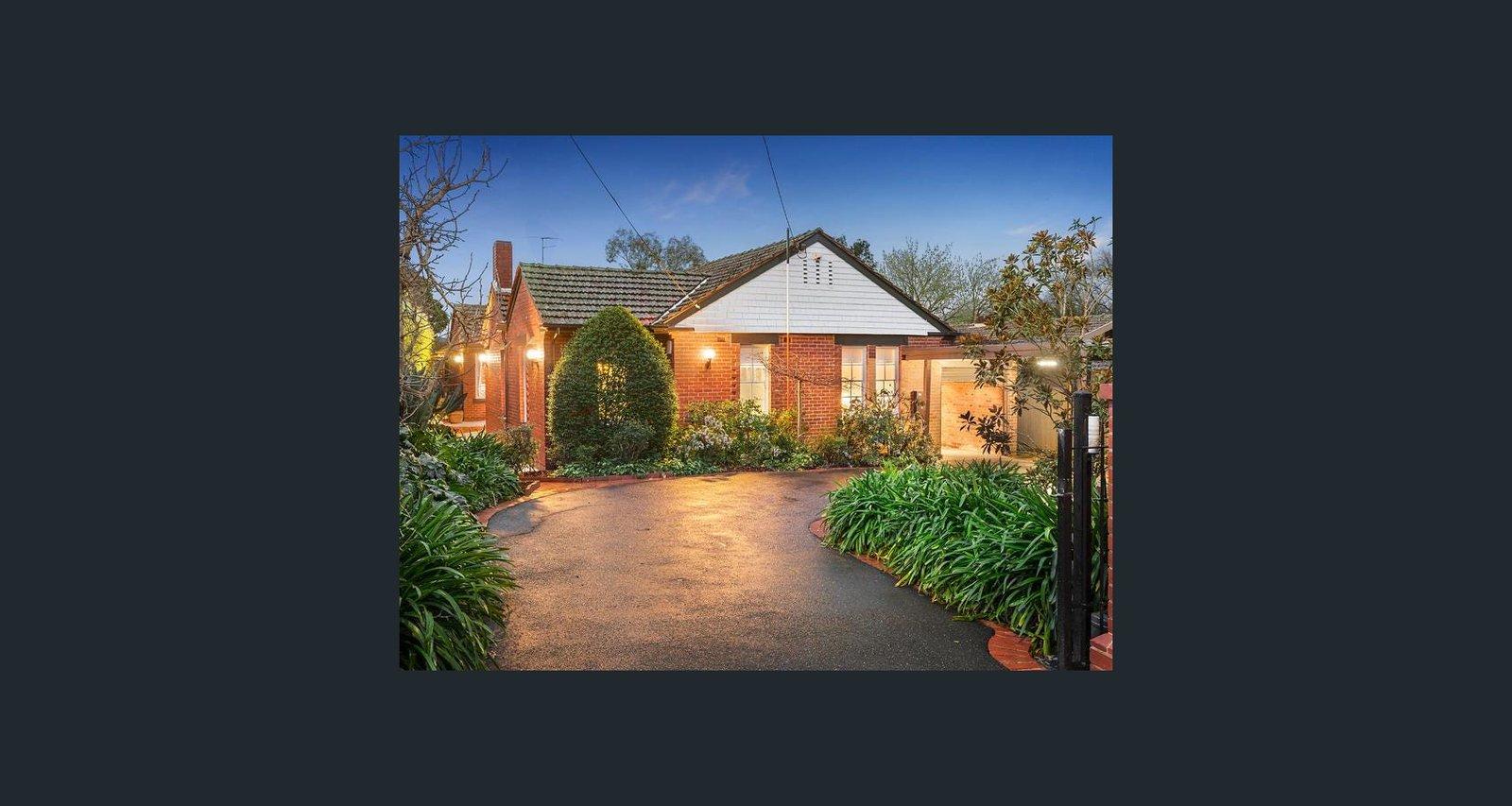 15 Balmoral Crescent, Surrey Hills, Vic