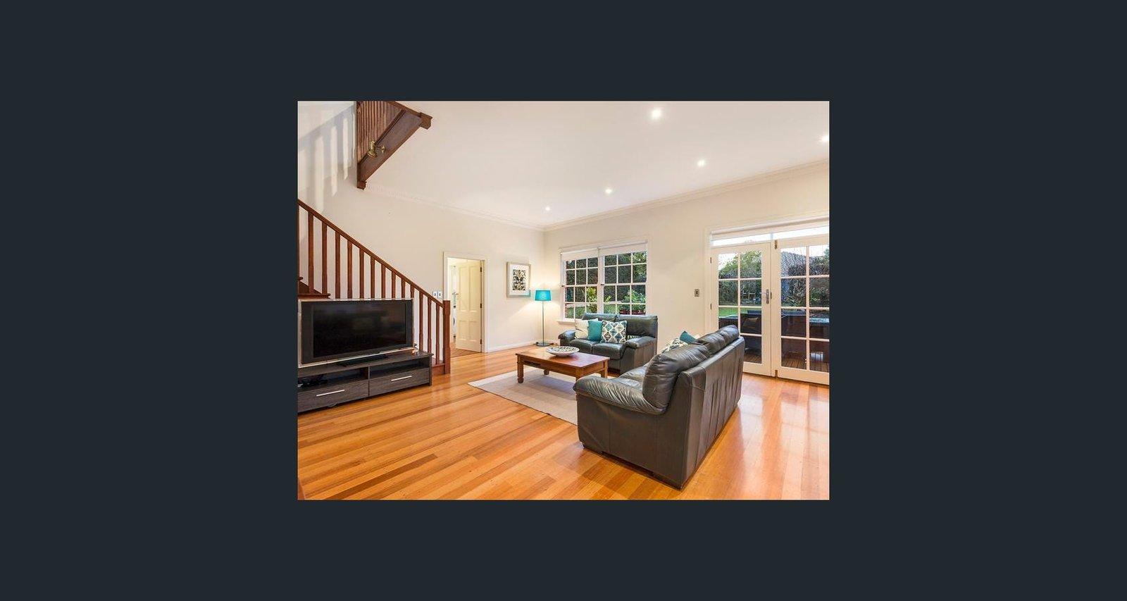 15 Balmoral Crescent, Surrey Hills, Vic