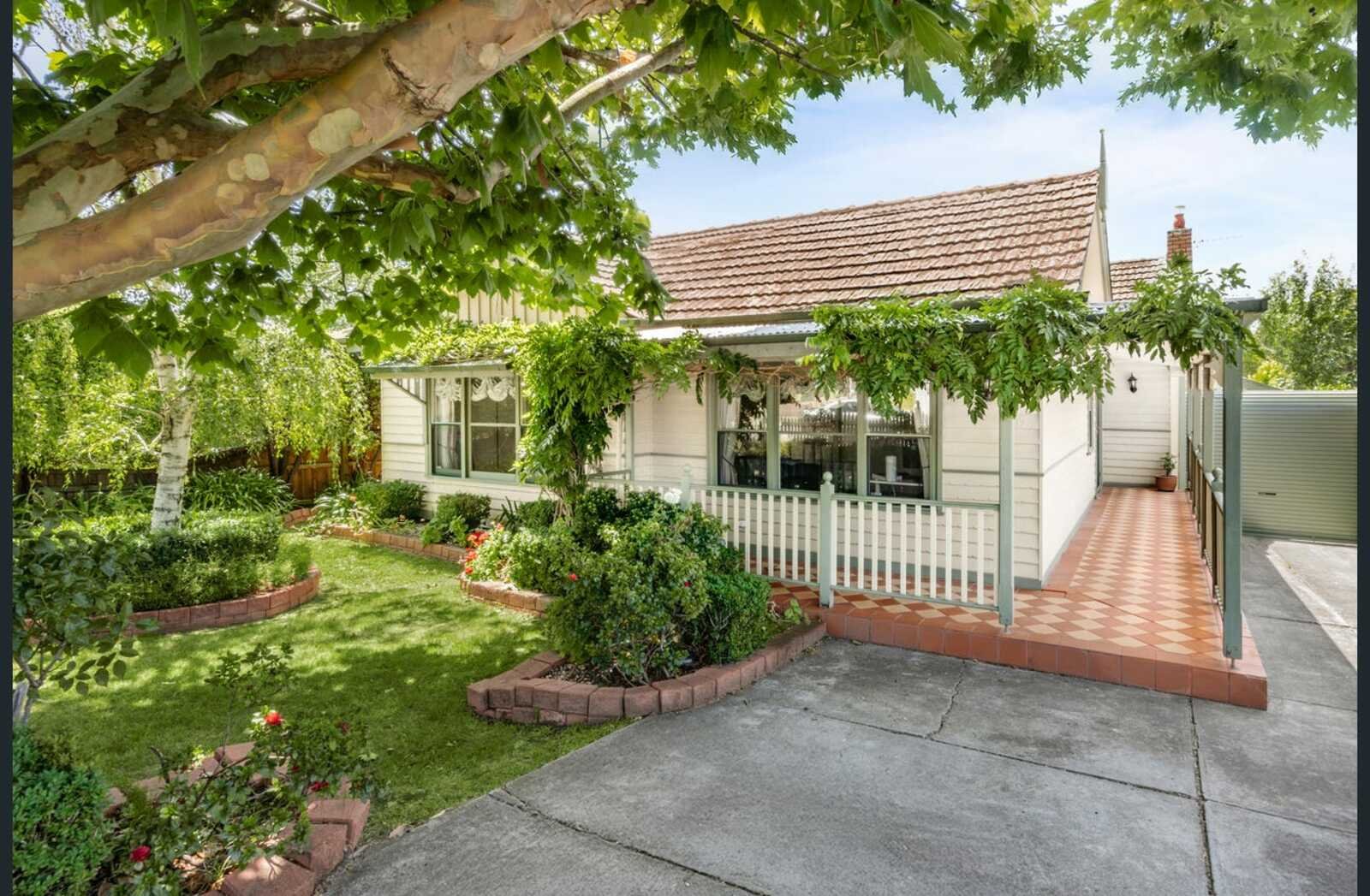 15 Boxleigh Grove, Box Hill North, 3129
