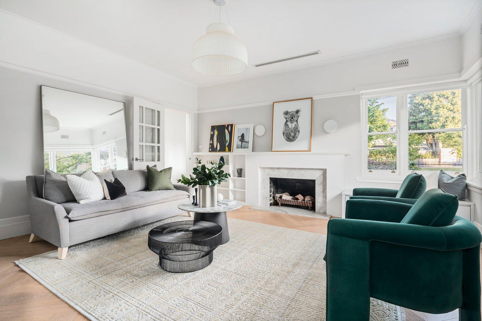 15 Cairnes Crescent, Malvern East, 3145