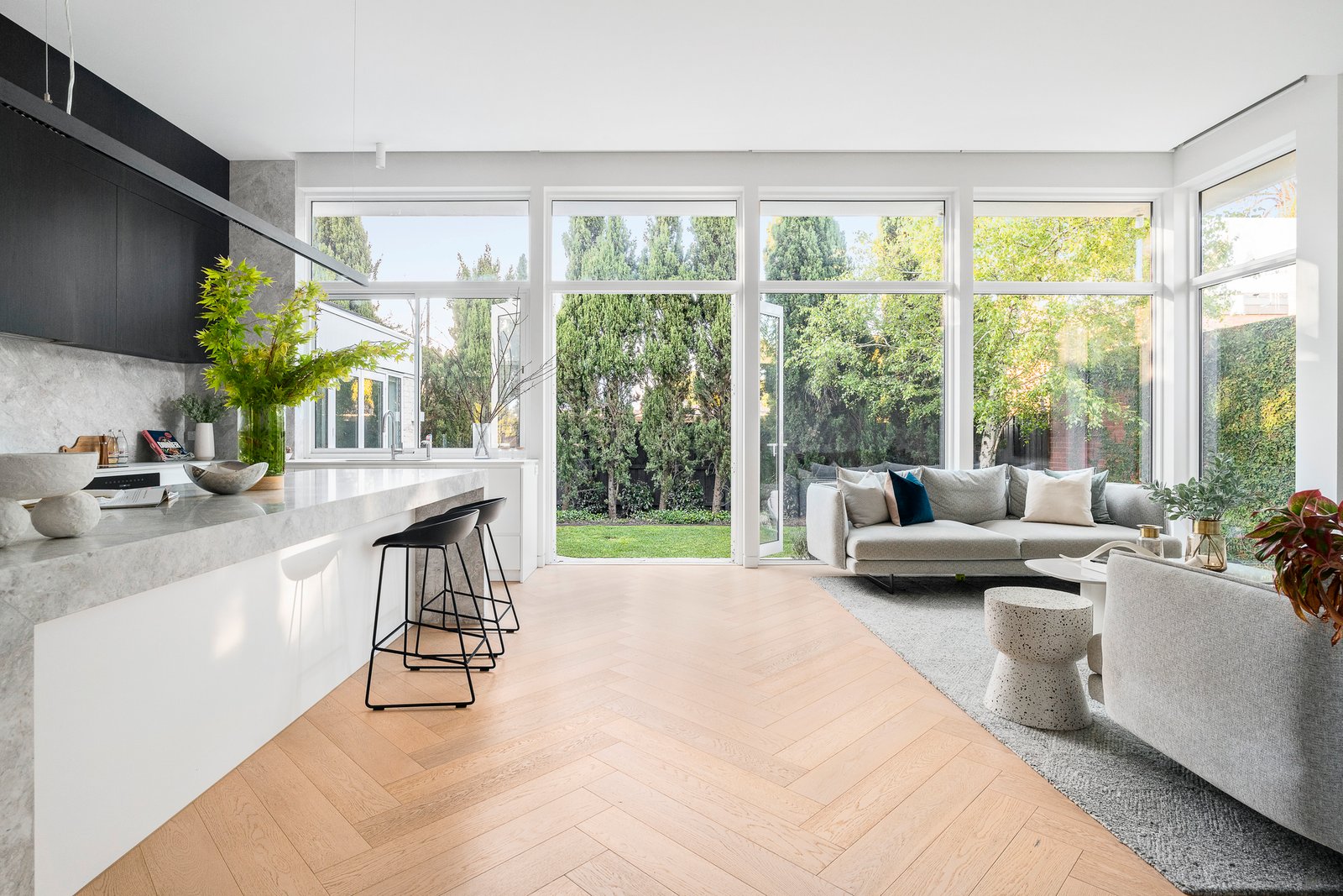 15 Cairnes Crescent, Malvern East, 3145