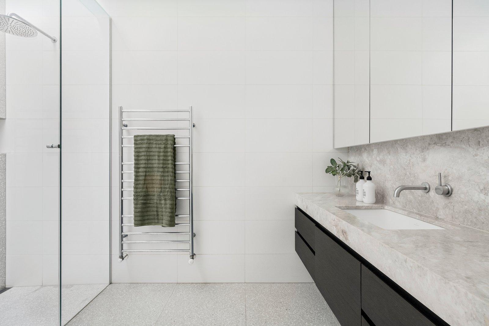 15 Cairnes Crescent, Malvern East, 3145