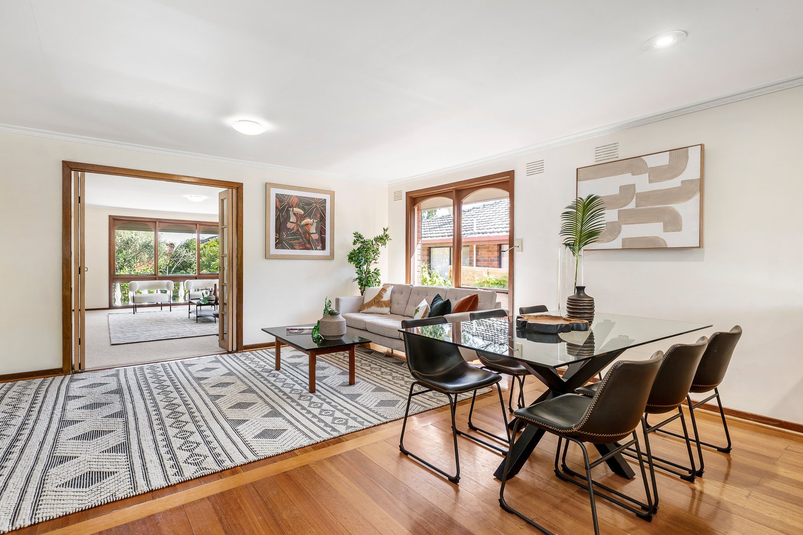 15 Cloverdale Close, Burwood East, 3151