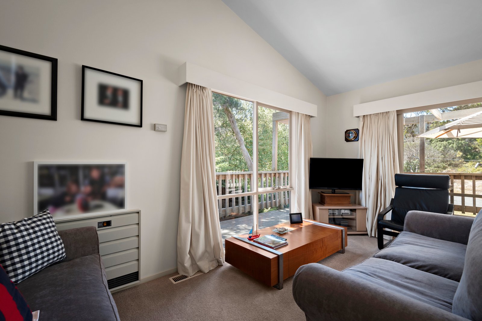 15 Fawkner Avenue, Blairgowrie, 3942