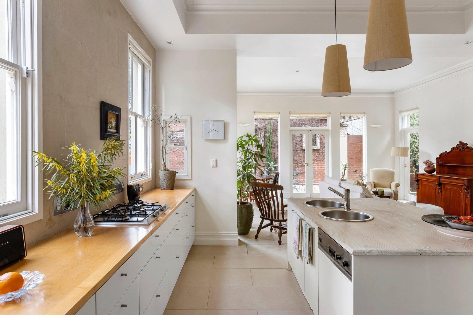15 Ferrars Place, South Melbourne, 3205