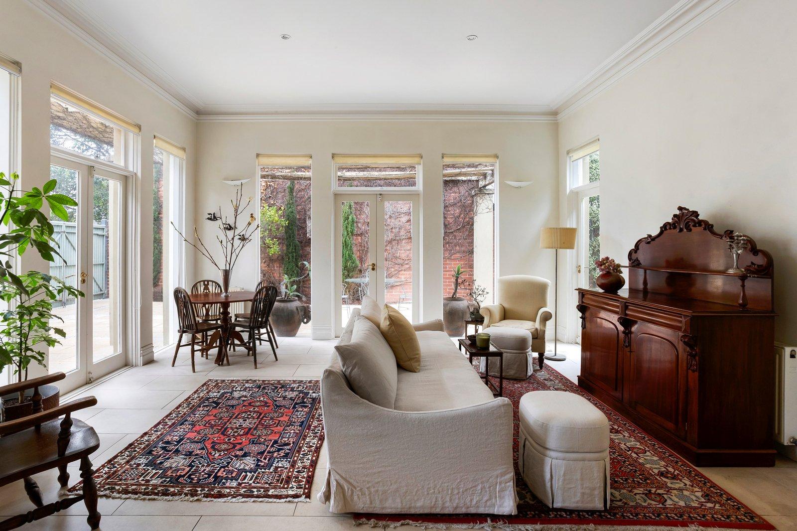 15 Ferrars Place, South Melbourne, 3205