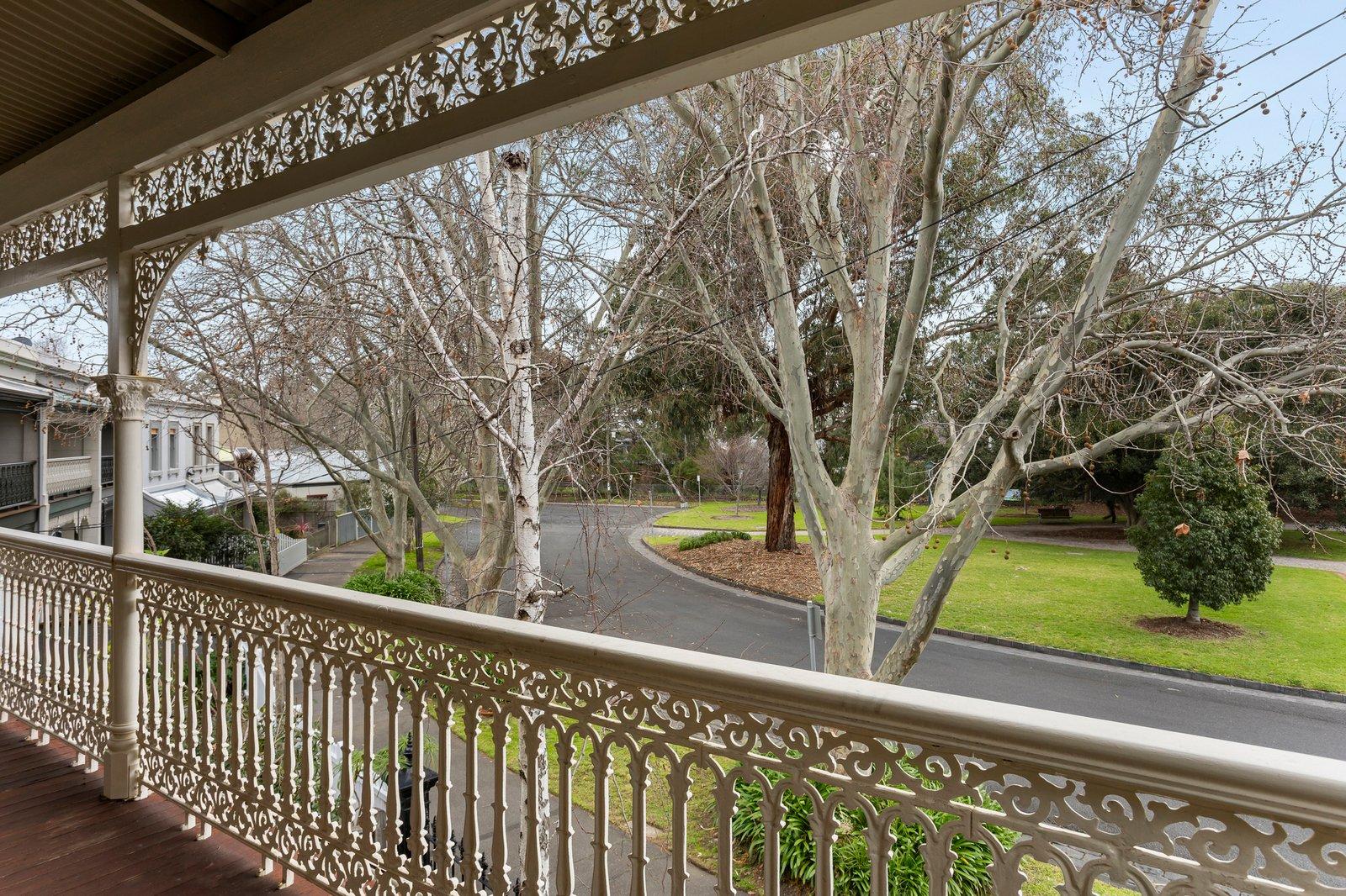 15 Ferrars Place, South Melbourne, 3205