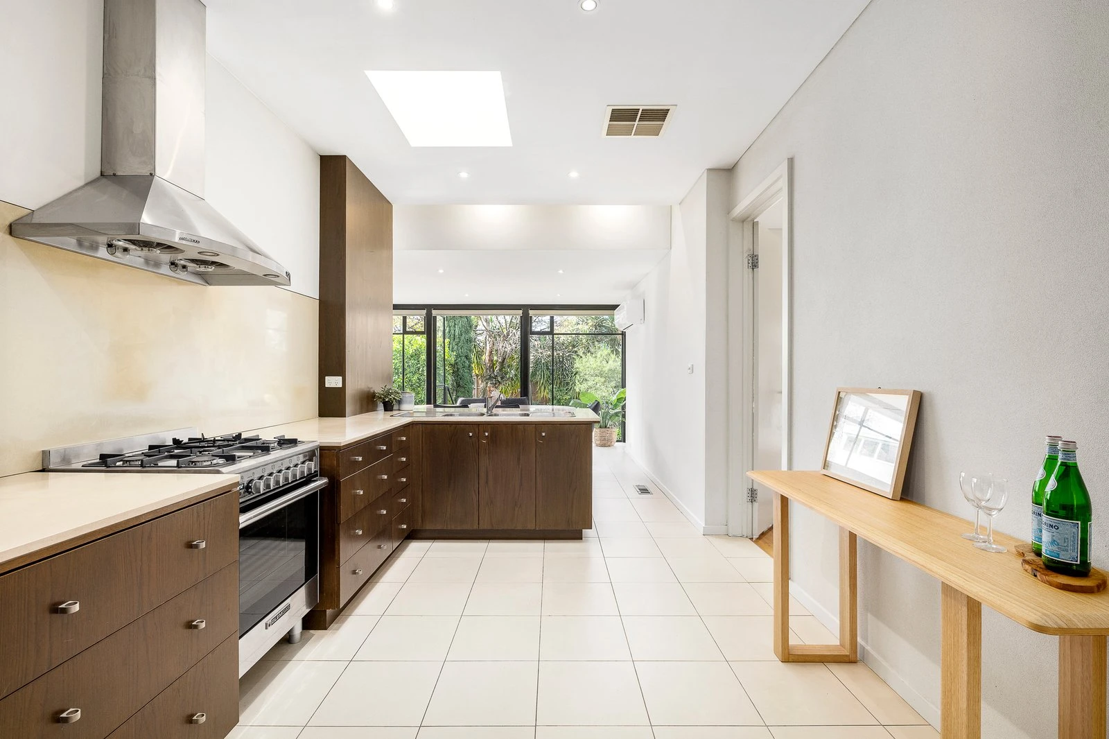 15 Houghton Street, Balwyn North, 3104