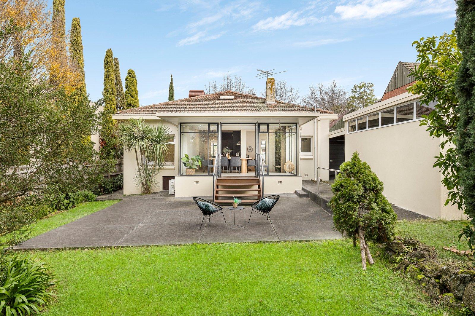 15 Houghton Street, Balwyn North, 3104