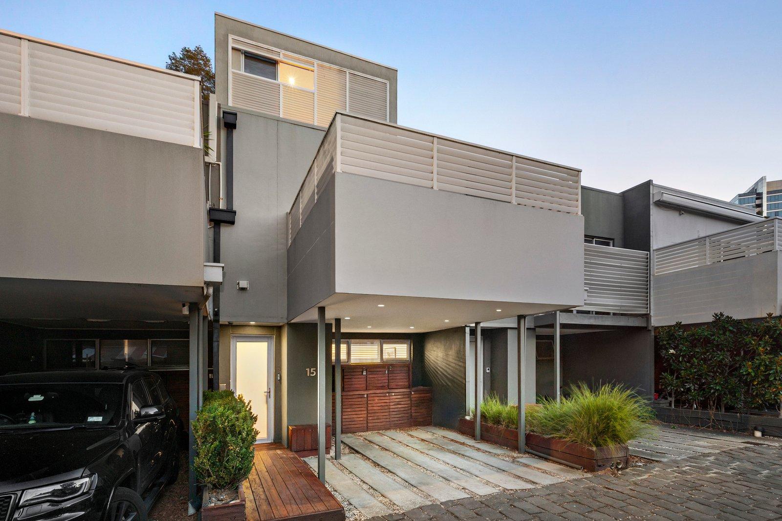 15 Legon Street, Port Melbourne, 3207