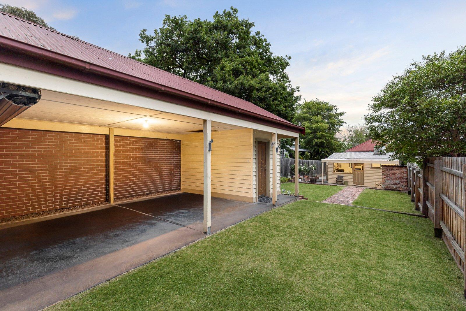 15 Nelson Road, Camberwell, 3124