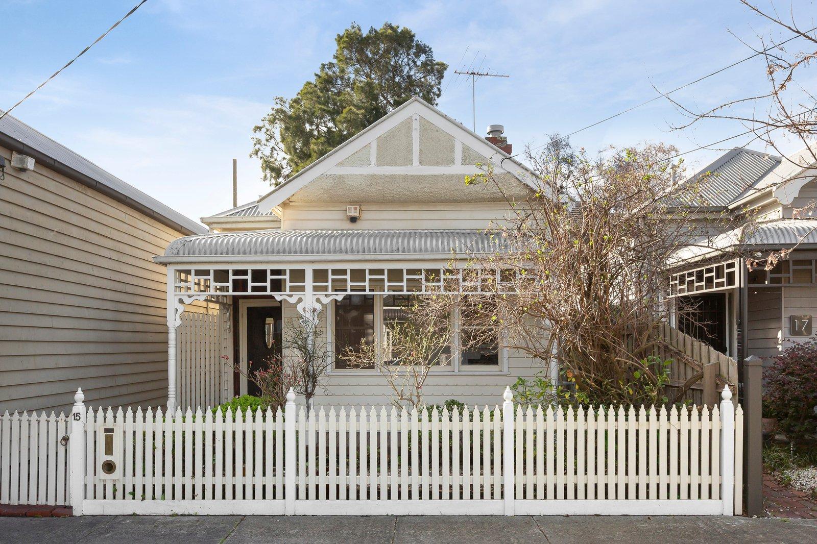 15 Packington Place, Prahran, 3181