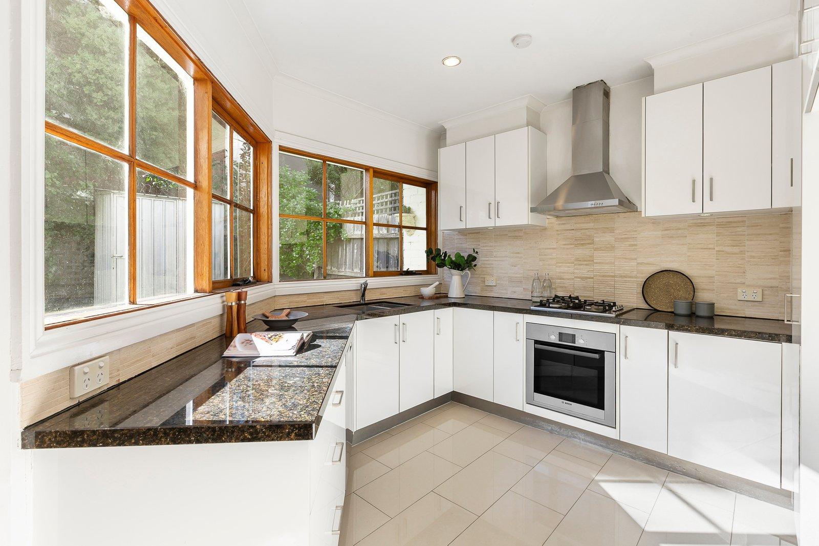 15 Packington Place, Prahran, 3181