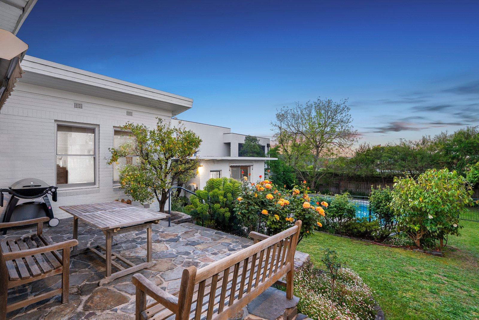 15 Riverside Avenue, Balwyn North, 3104
