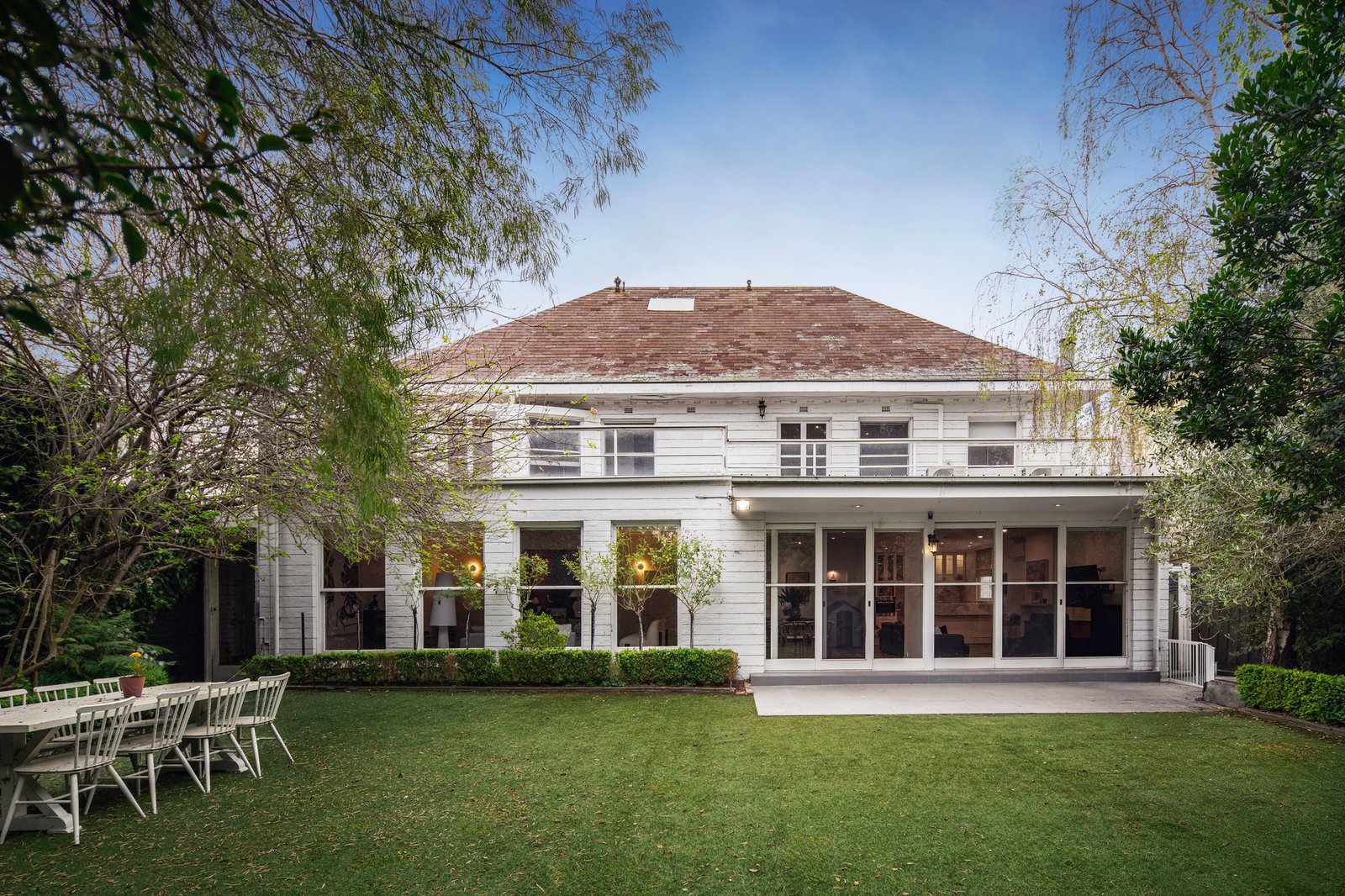 15 St Georges Court, Toorak, 3142