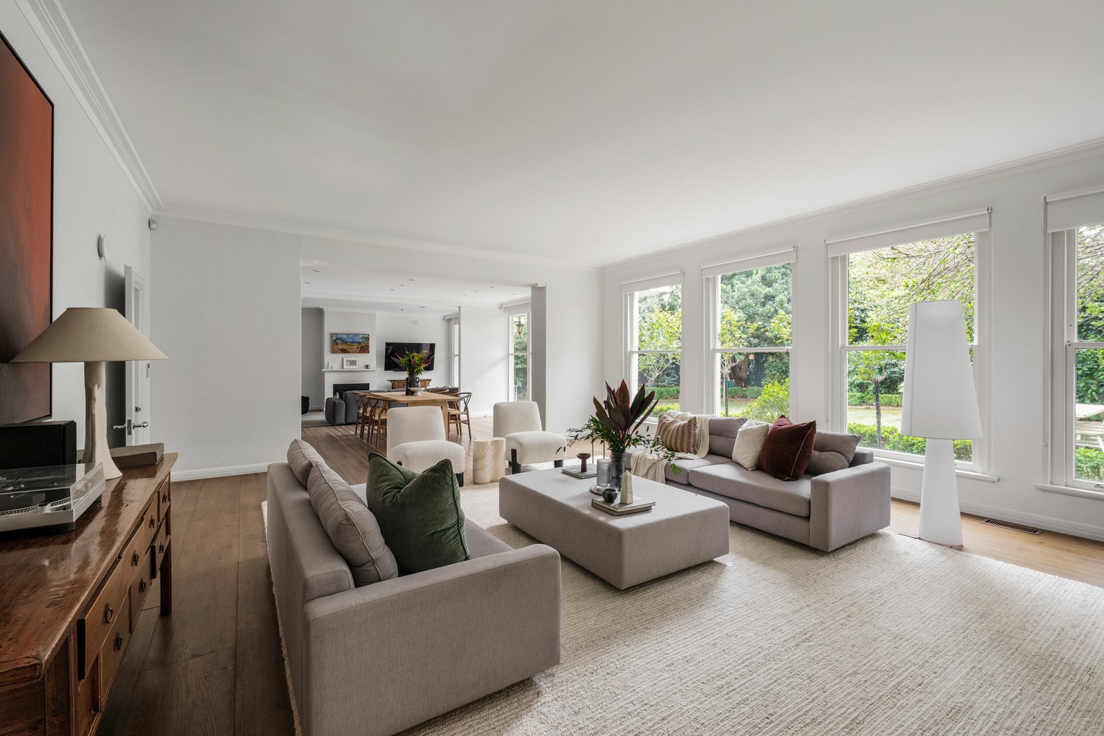 15 St Georges Court, Toorak, 3142