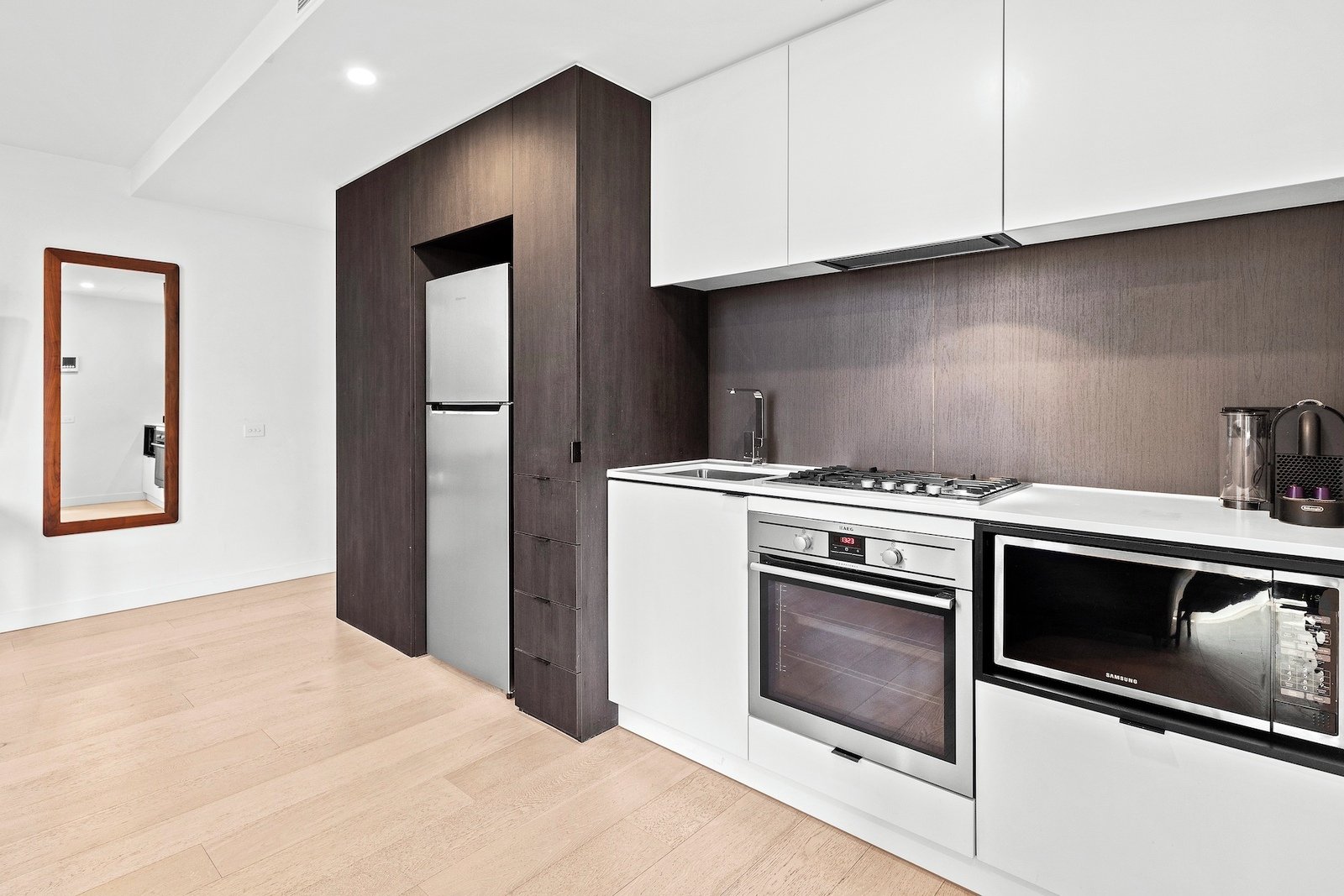 1506/10 Claremont Street, South Yarra, 3141