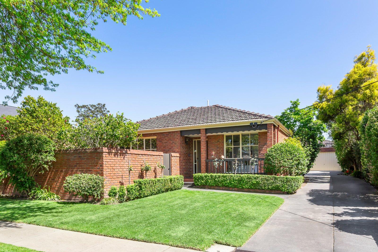 1/52 Nungerner Street, Balwyn, 3103