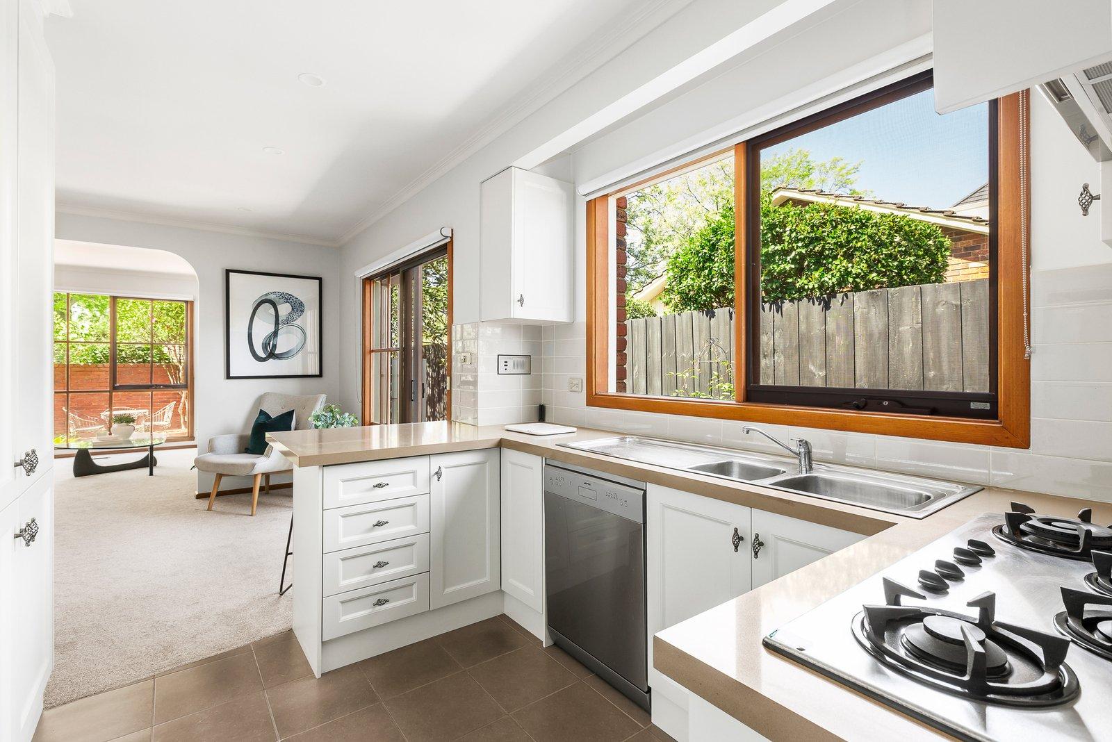 1/52 Nungerner Street, Balwyn, 3103