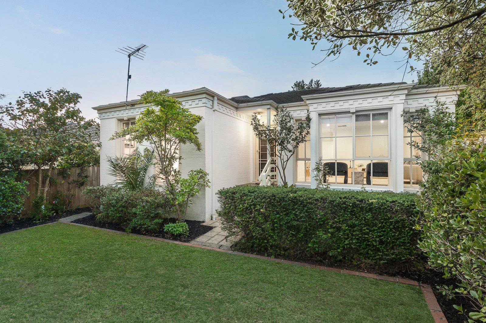 1/535 Whitehorse Road, Surrey Hills, 3127