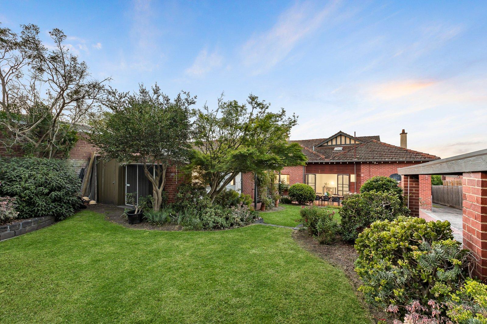 1584 High Street, Glen Iris, 3146
