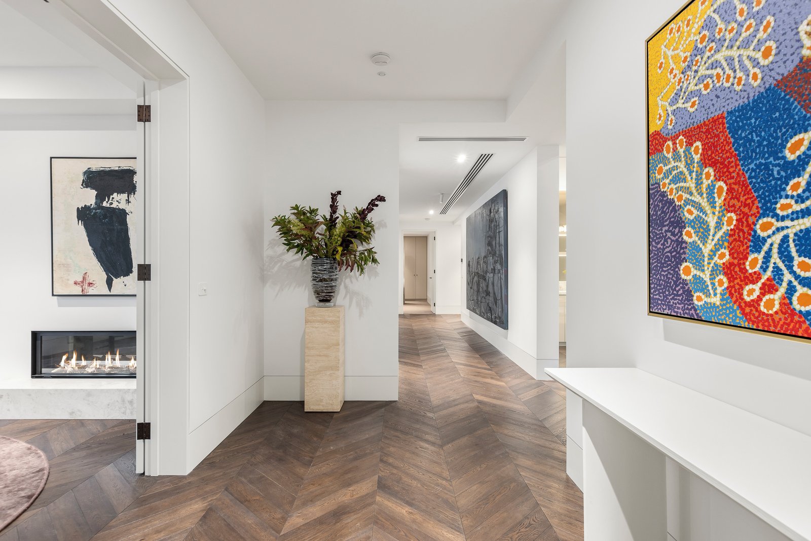 1/58A Mathoura Road, Toorak, 3142