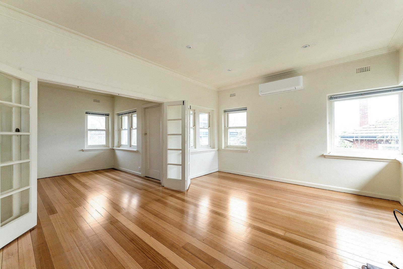 15A Lalbert Crescent, Prahran, 3181