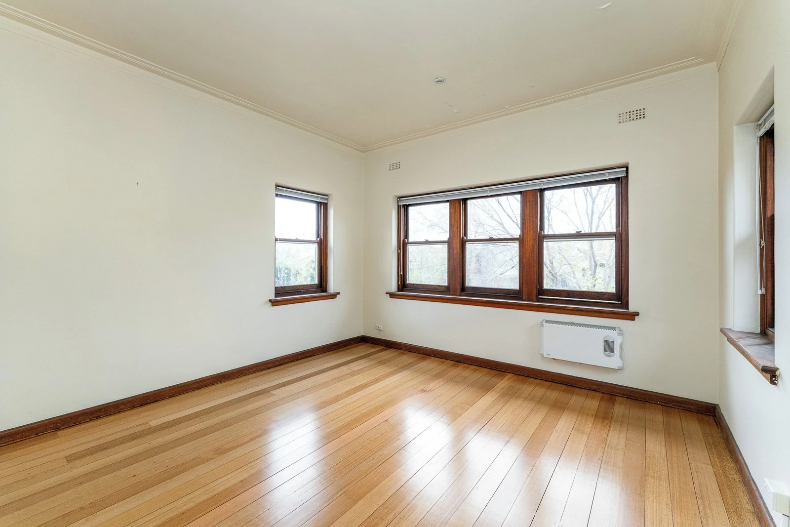 15A Lalbert Crescent, Prahran, 3181