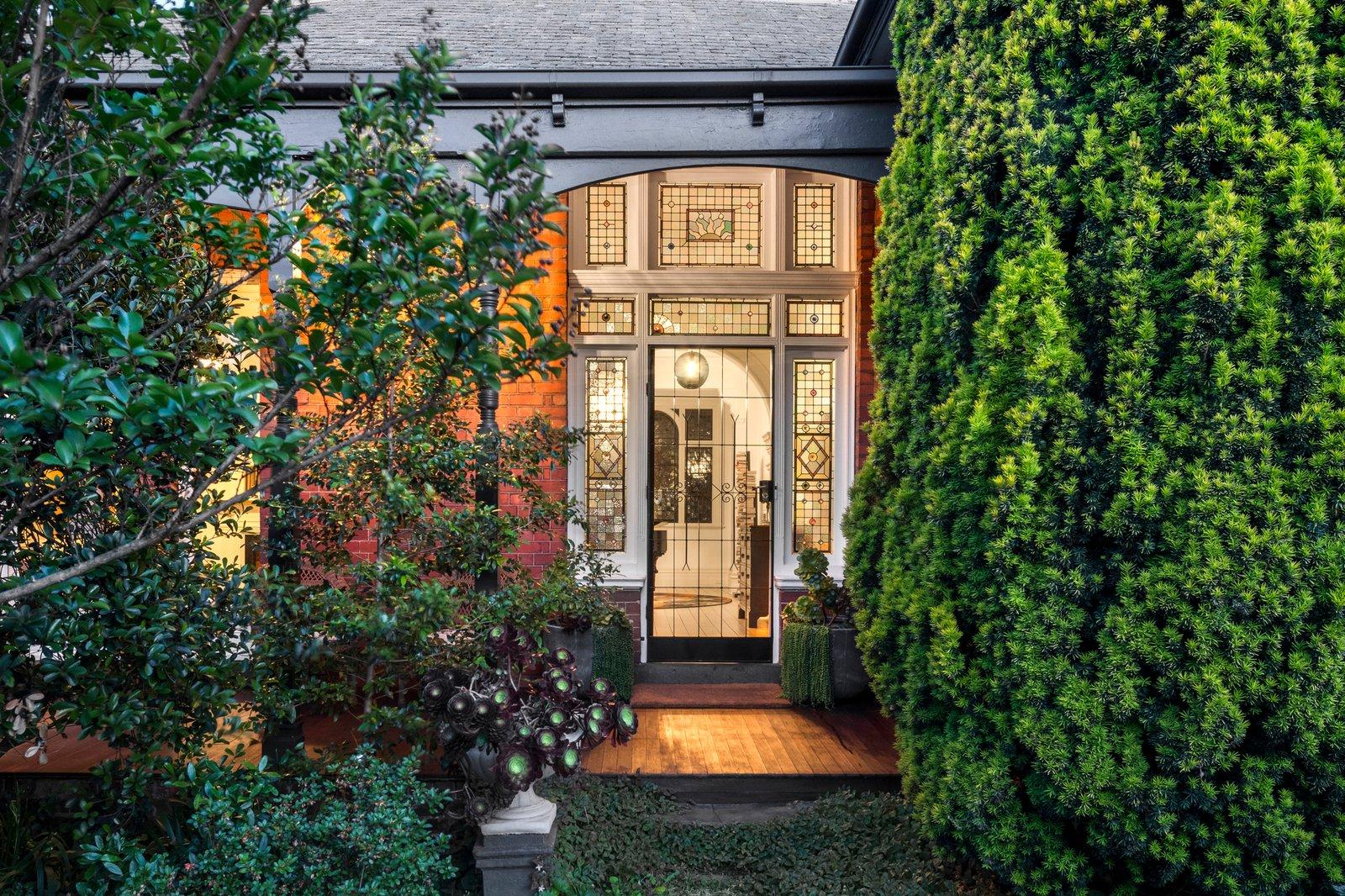 16-18 Irving Avenue, Prahran, 3181