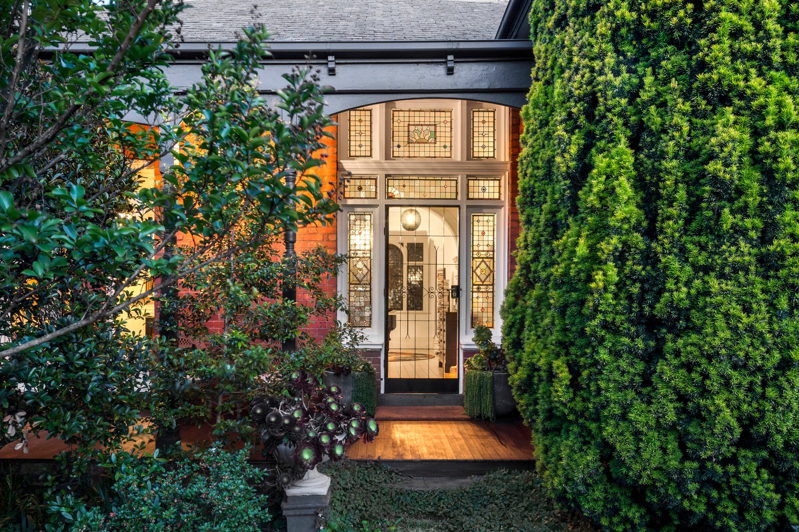 16-18 Irving Avenue, Prahran, 3181