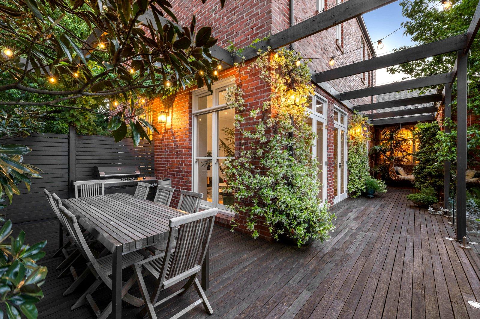 16-18 Irving Avenue, Prahran, 3181