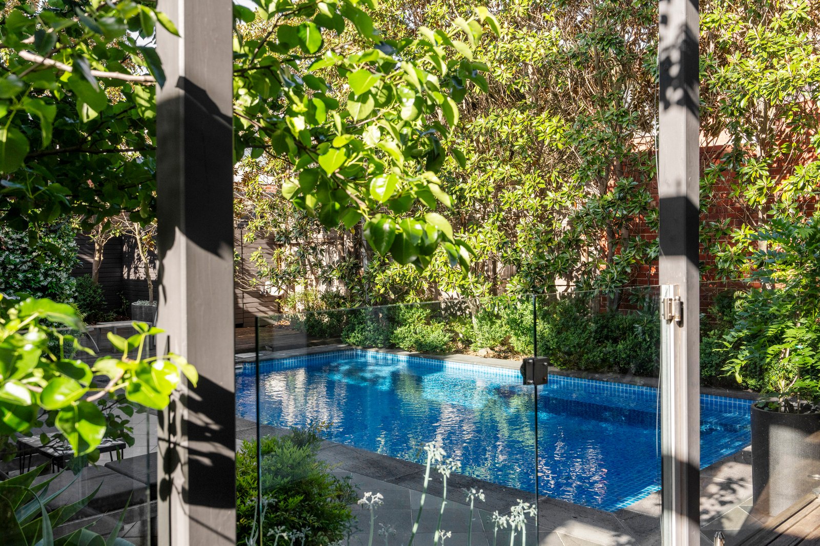 16-18 Irving Avenue, Prahran, 3181