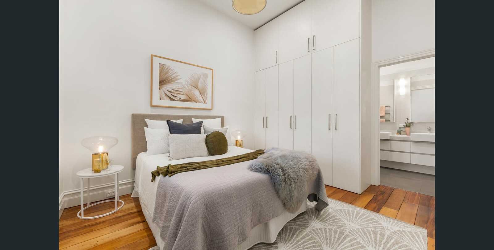 16 Dundas Place, Albert Park, 3206