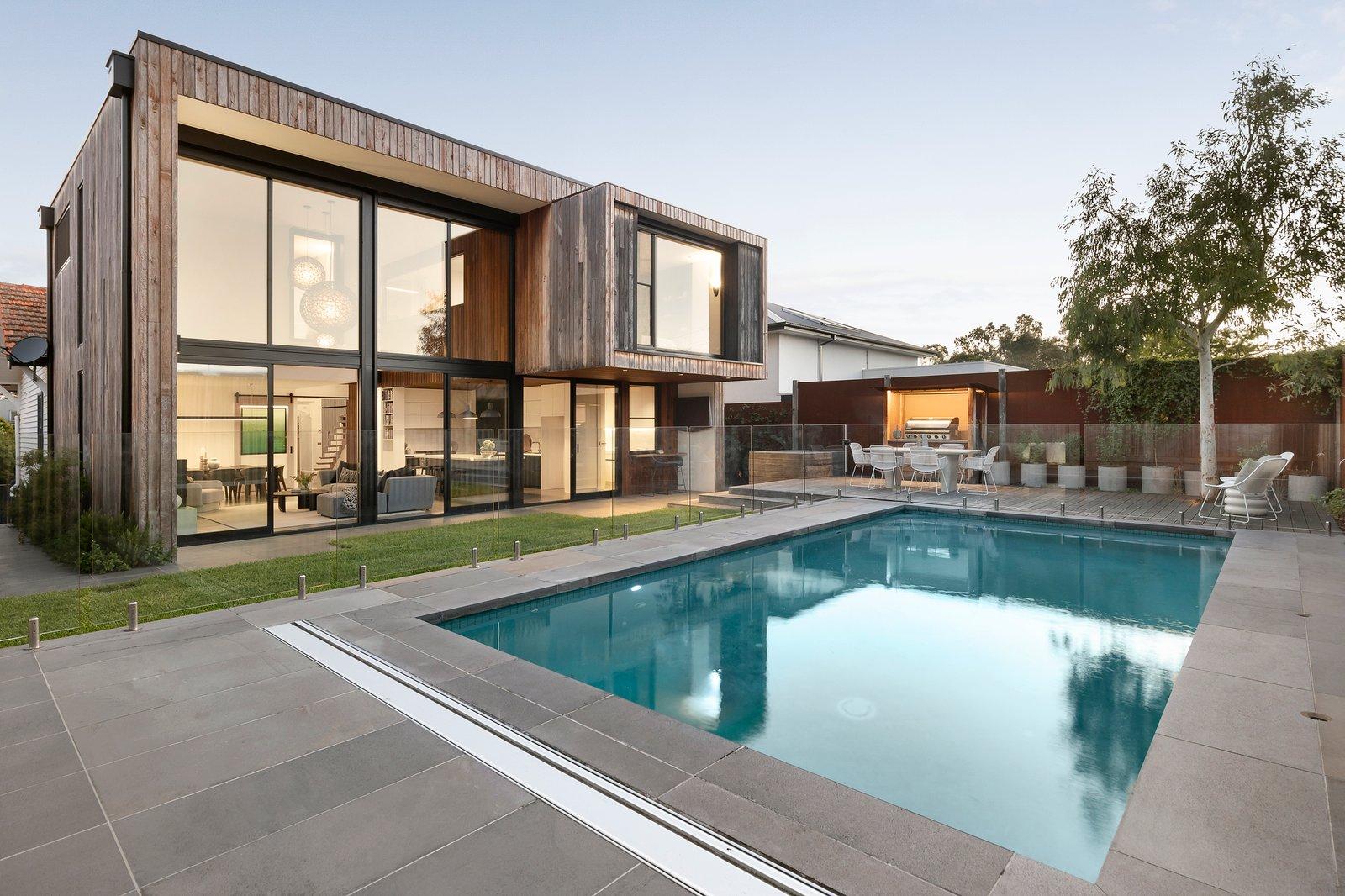 16 Dunlop Street, Ashburton, 3147