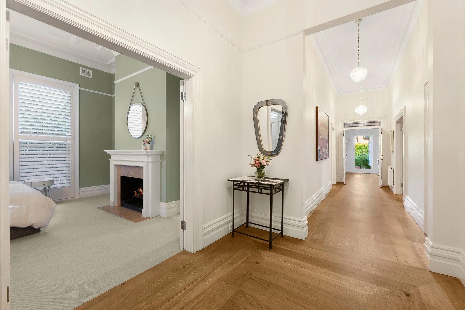 16 Fernhurst Grove, Kew, 3101