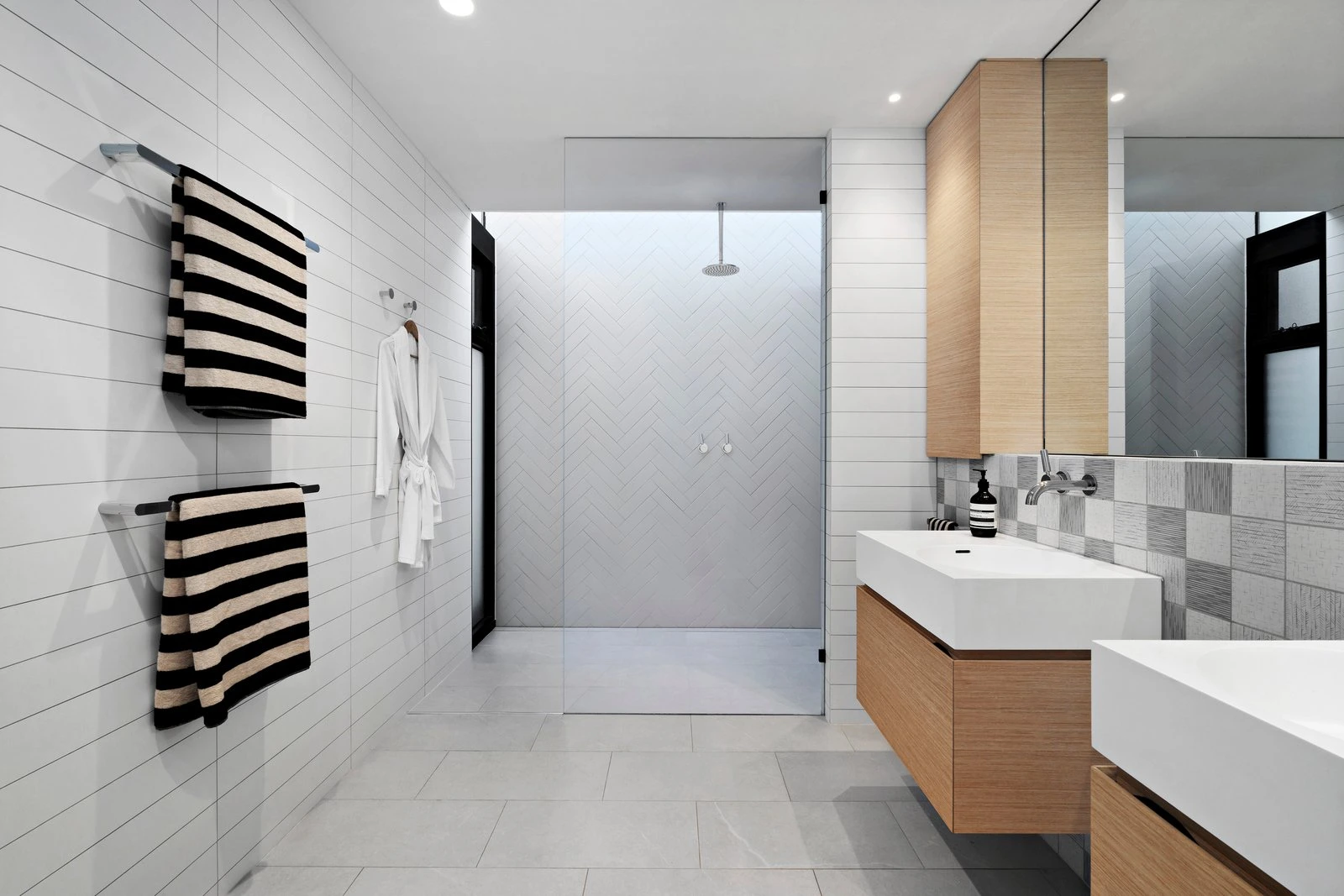 16 Hoyt Street, Hampton, 3188