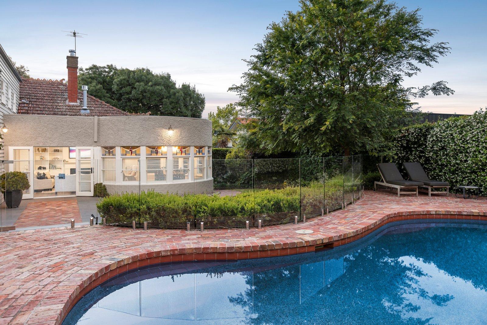 16 Margaret Street, Canterbury, 3126