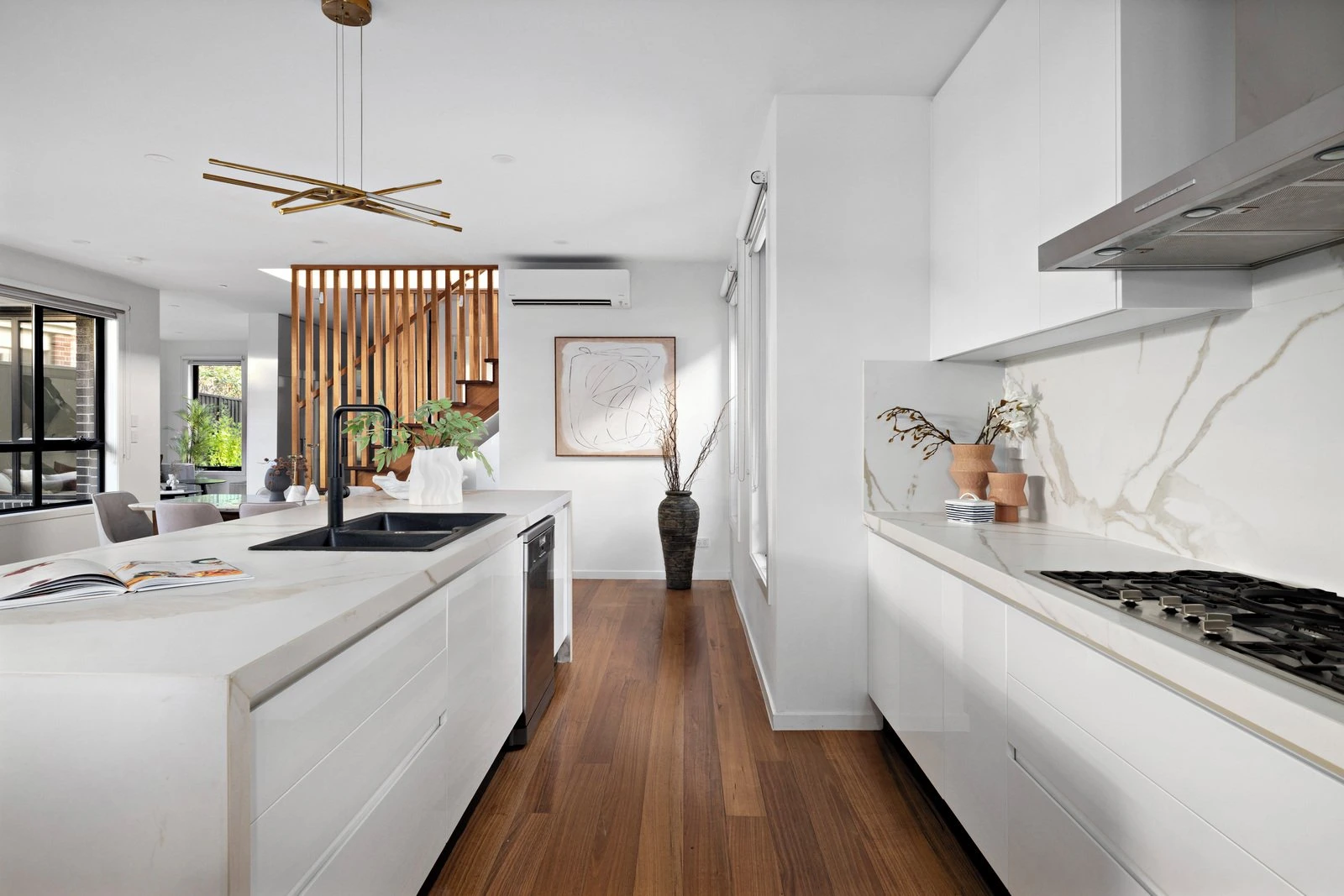 1/6 Mons Street, Glen Iris, 3146