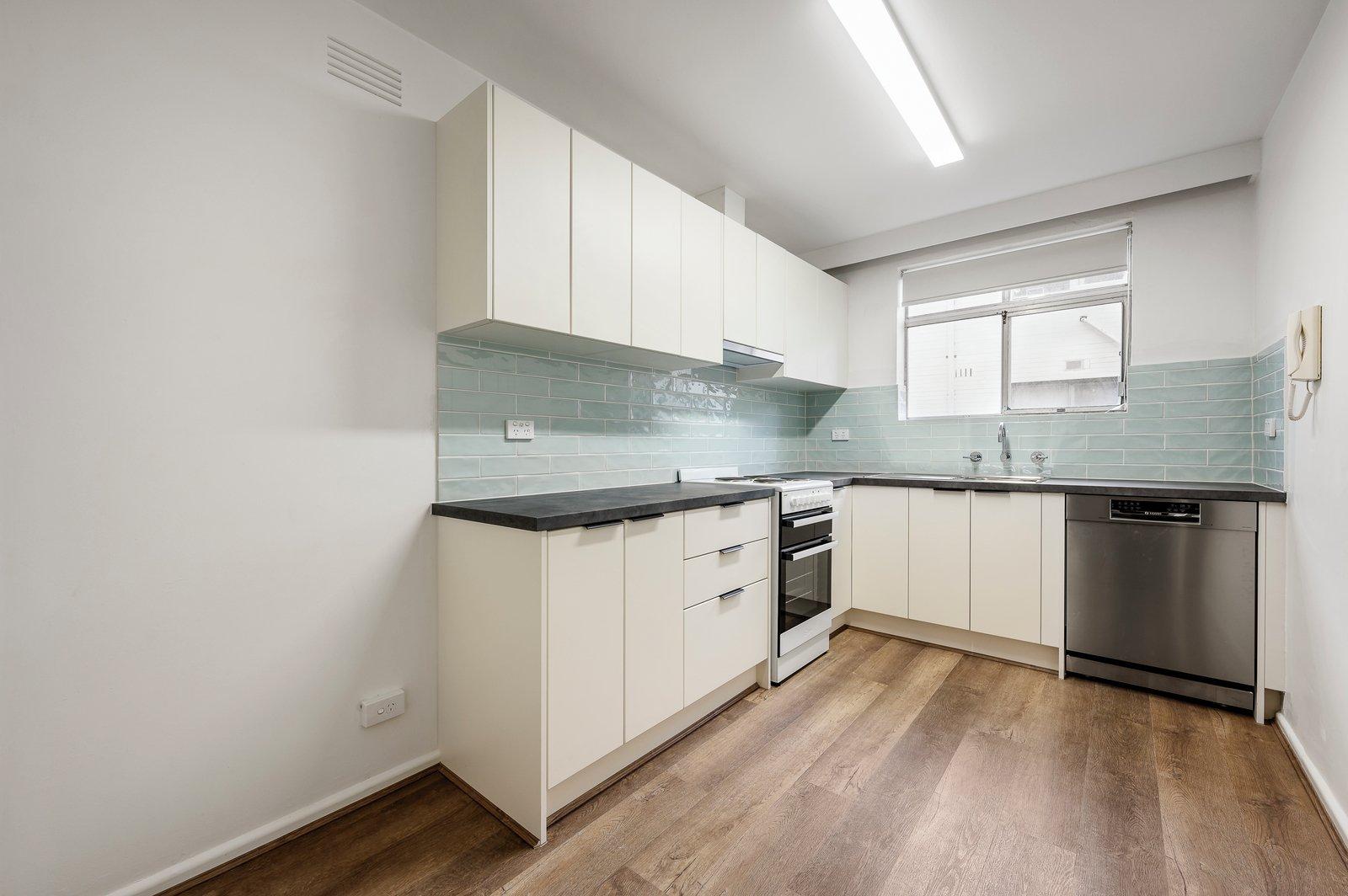 1/6 Osborne Avenue, Glen Iris, 3146